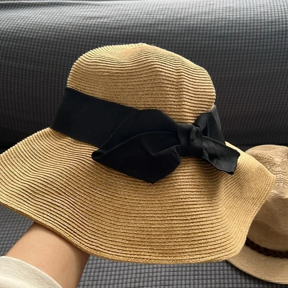 Hats *2 - Picture 2 of 2